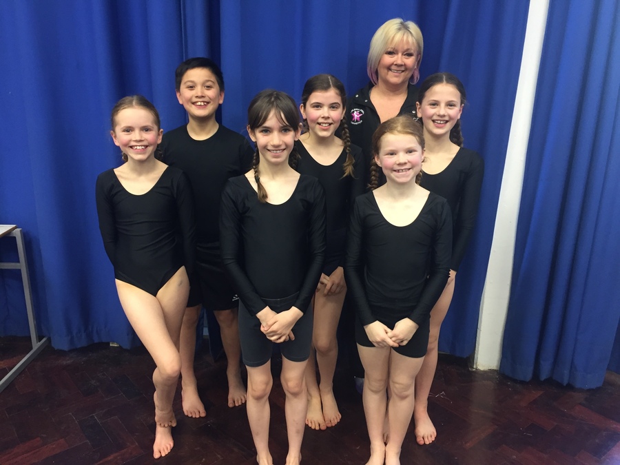 We were delighted for our U11 team (pictured with coach Kelly Mires) to come 3rd in the Ipswich and South Suffolk Gymnastics competition and we have got through to the finals in July! Our 2 U9 teams also performed really well and came in 6th and 13th place. Congratulations!