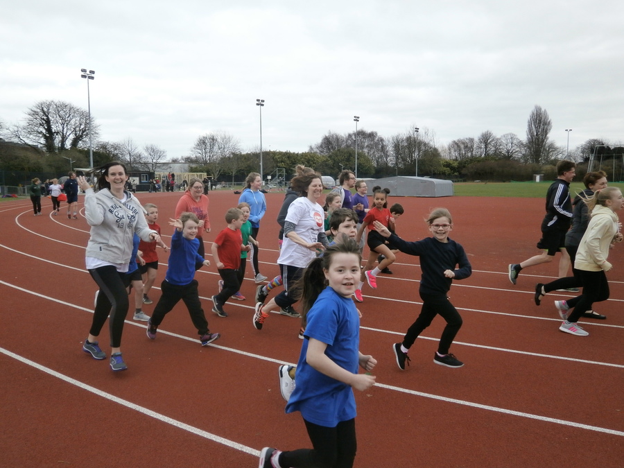 4 times around the 400metre athletics track