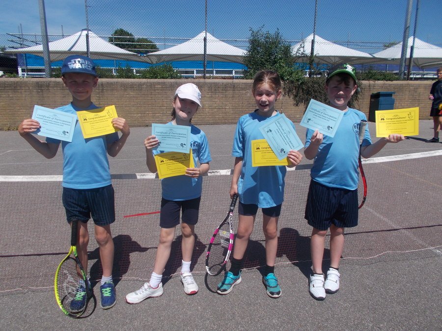 U9 Tennis - June 2018. Congratulations to THomas, Bradley, Charlotte and Jessica who entered the Hadleigh Pyramid U9 Tennis Competition - and won!