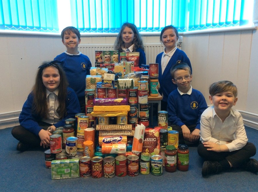 This year we supported Alternative Angels, a local charity who provide home-cooked meals to the homeless community in Swindon. All the food is made by volunteers, served hot and cold, underneath the steps by the Wyvern Theatre every Monday and Tuesday evening.   This is the food we collected.