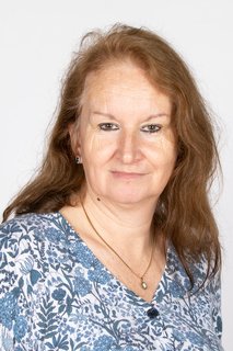<br>Mrs Linda Snoad