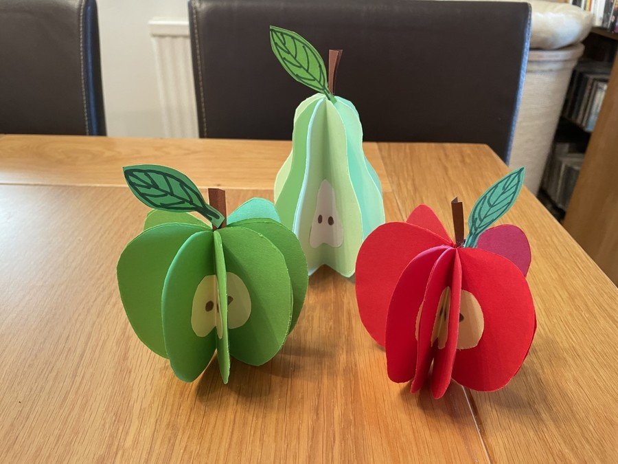 3D paper fruit