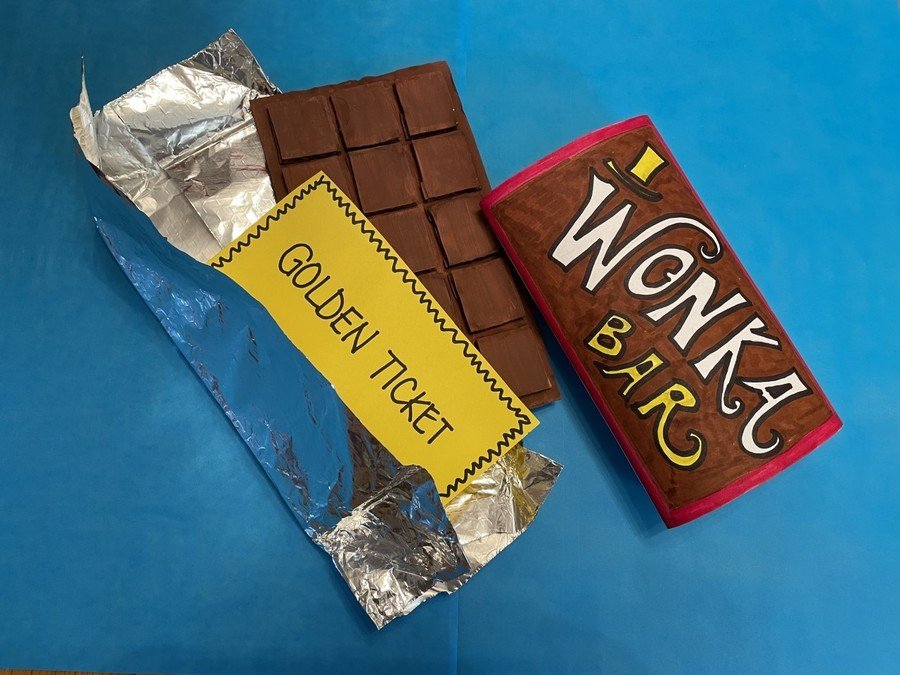Wonka bar made from cardboard