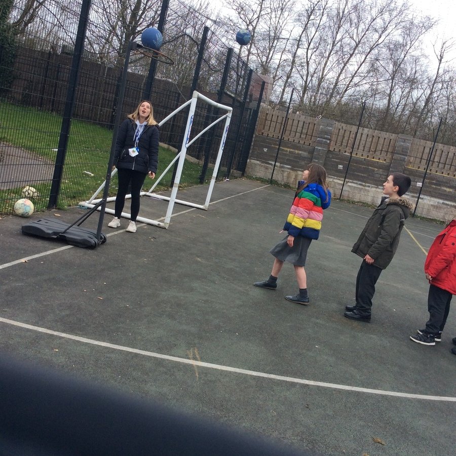 L is a Year 5 pupil, pathway 2, she was able to shoot the basketball into the hoop accurately. Well done L!!