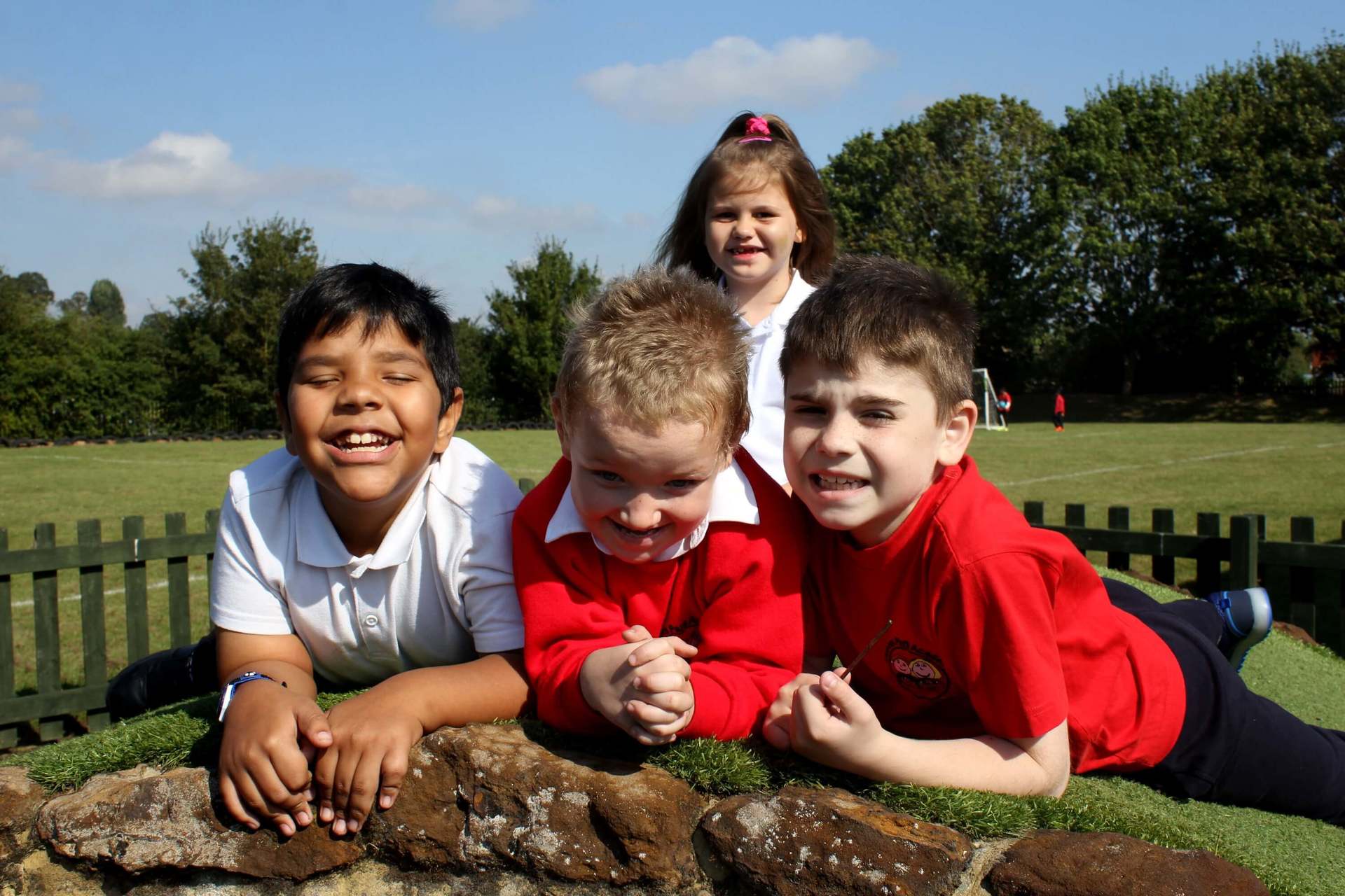 Queen's Park Academy - Home