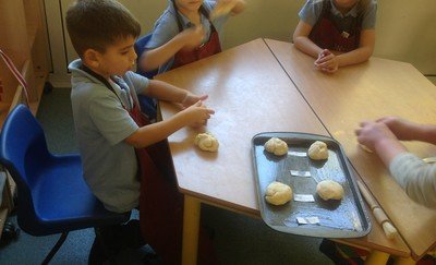 Max, Mihail, Isla and Abigail and Mrs Constable they doing the balls - Skip