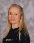 Mrs Elizabeth Powell<br>Early Years Lead<br>Reception Teacher