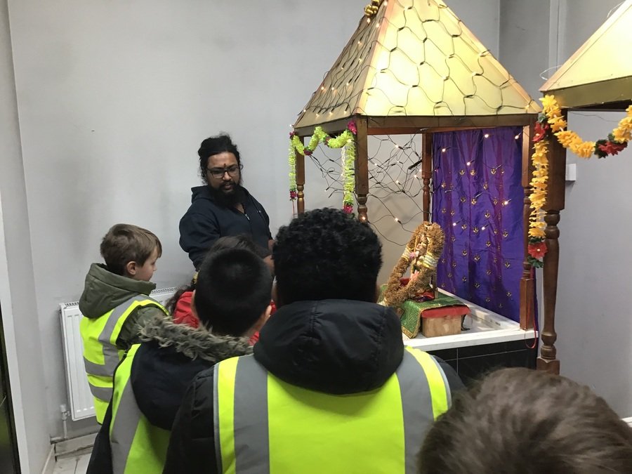 Year 6 visit to the Hindu Temple