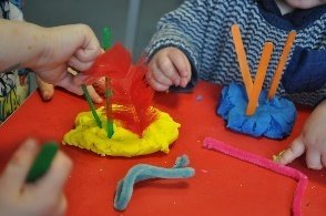 10 different ways to use playdough