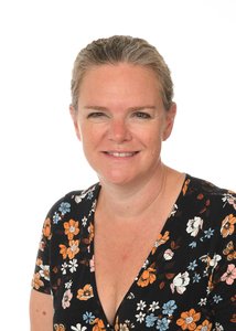 Mrs Lynott - HLTA