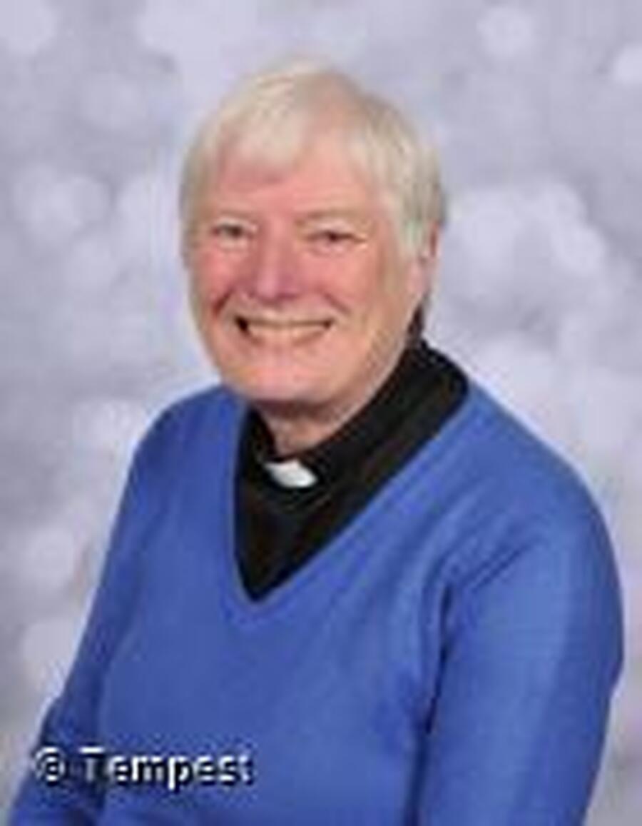 Rev Pat Gillian