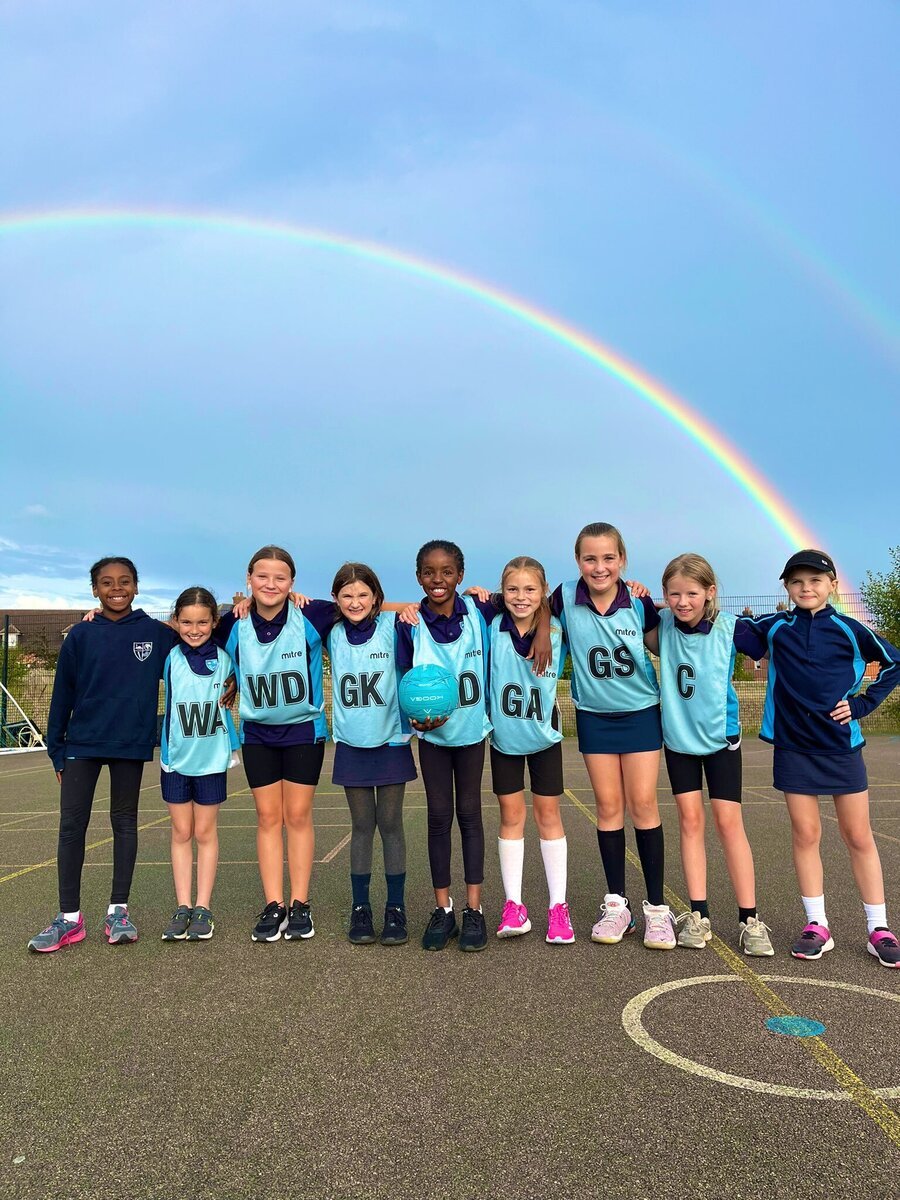 Year 5 Netball team - finished 2nd in the league