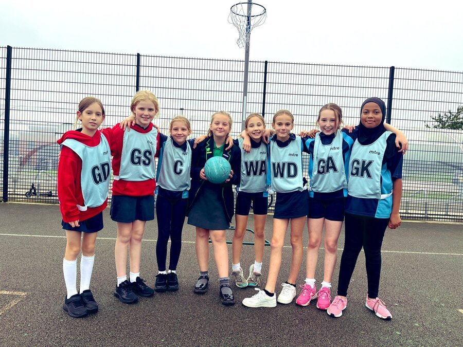 Year 6 Netball team - finished 3rd in the league