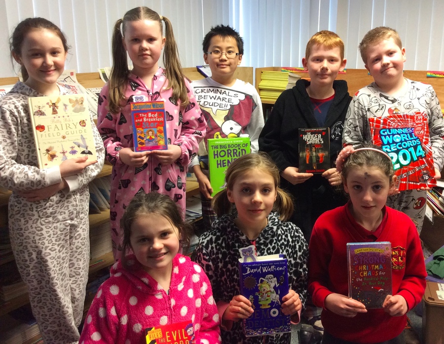 P.6T tell each other about their favourite part of the story and recommend books for each other to read.