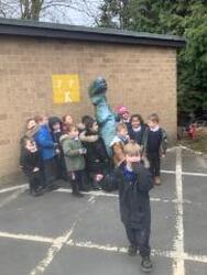 Going on a Dinosaur Hunt!<br>