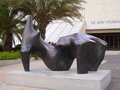 Henry_Moore-Reclining_Figure-Tel_Aviv_Museum_of_Art.jpg