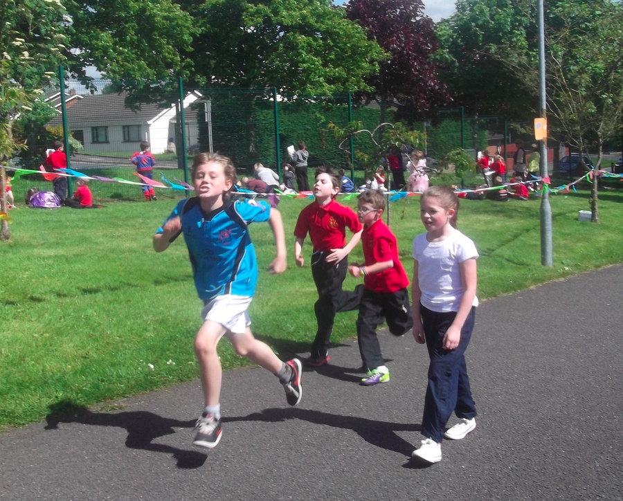 Jackson 'leaps'  in the air to set a fast pace for Lee and Shane, while Kelly-Ann takes it all in her stride!