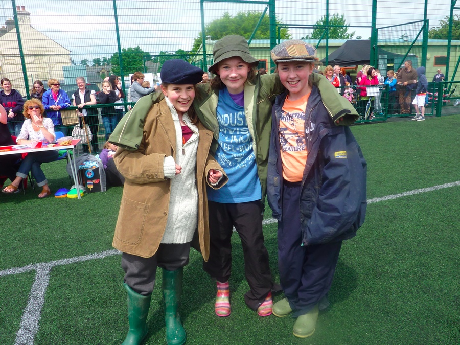 Olivia, Jessica and Sarah at the end of the 'Farmers' race