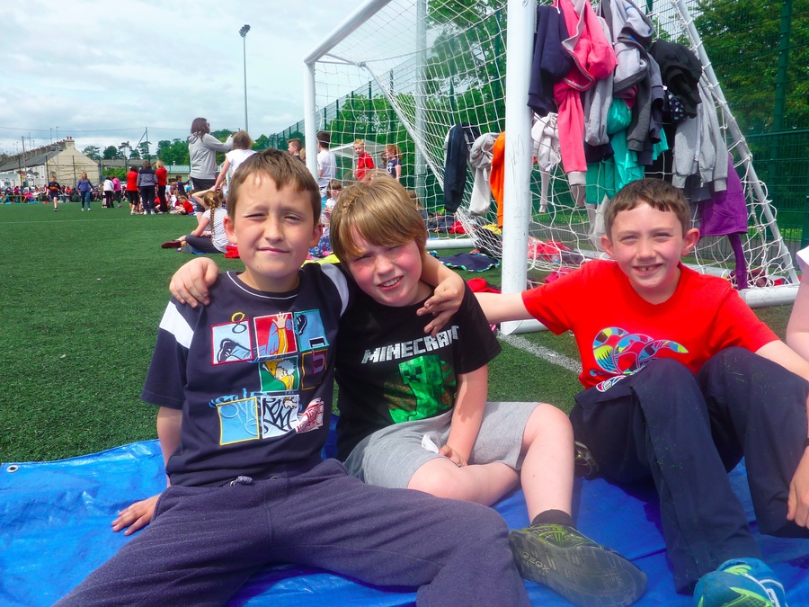 Max, Thomas and Tiernan chill out between races