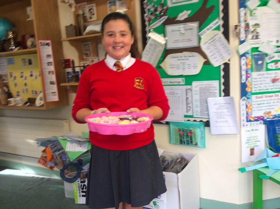 Niamh is a keen baker, whose red velvet cake is amazing! 
