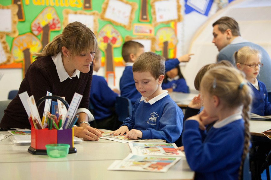 Swan Lane First School - Our School