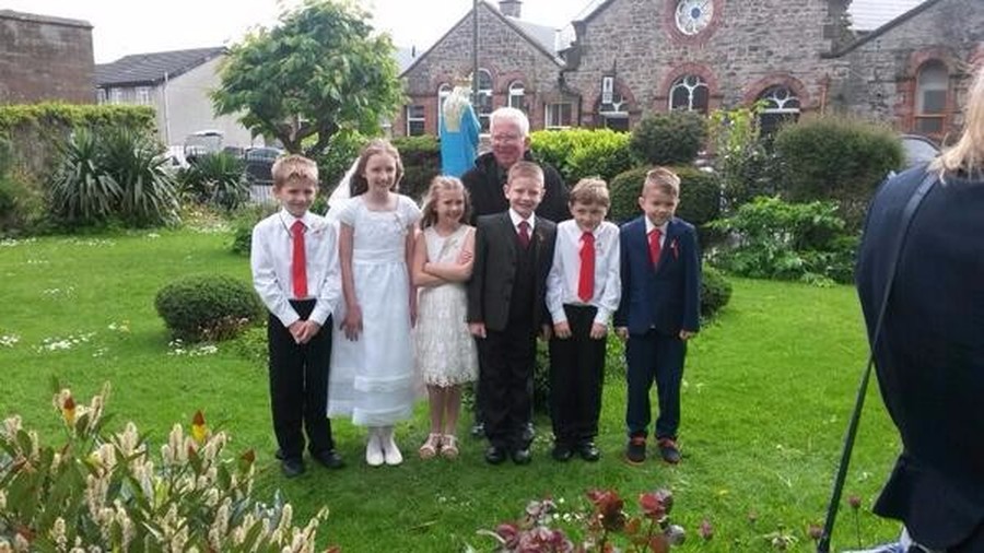Six children from Class Three celebrated their First Holy Communion on 11th May 2014.  They enjoyed a celebration with members of our school and parish community in the social centre afterwards.