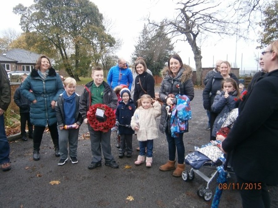 Greenfield Primary School - Remembrance 2015