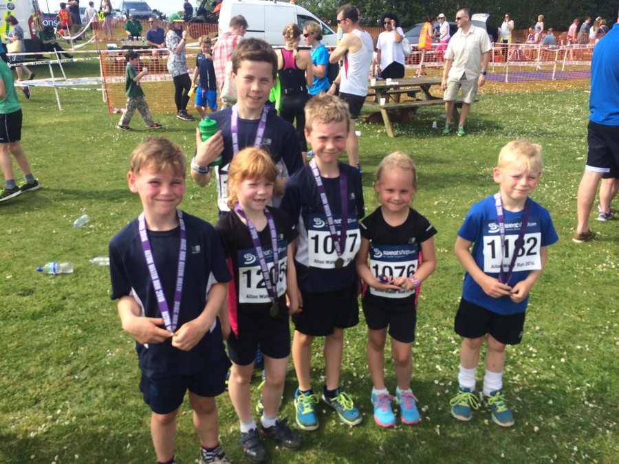 Alton Water 2k Fun Run May 2016. Oliver Hitchcock continued his winning streak and came in joint first position with an amazing time of 8.11! Oskar and Freja Everett, Luke and Alex Hyde and Lottie Hitchcock all ran their socks off and got a well-deserved medal.