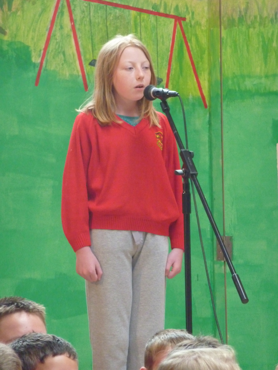 Alex takes centre stage with her lovely singing. 