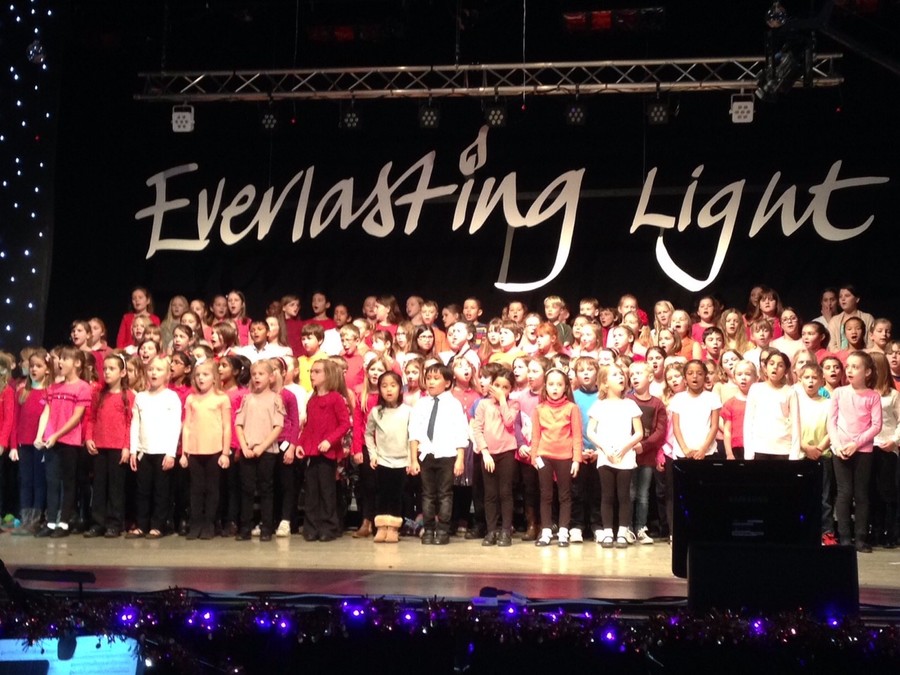 Many thanks to all the children who took part in the Everlasting Light project raising money for the Tear Fund.